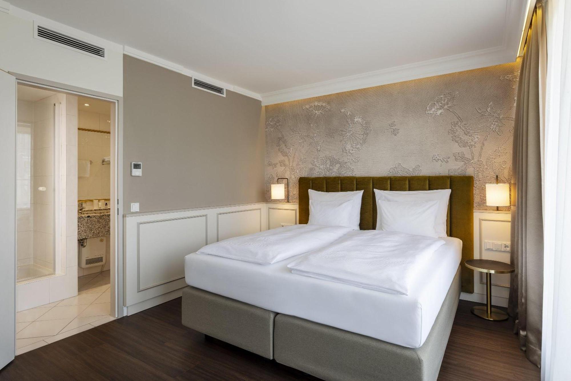 Hotel Arcotel Castellani 4*